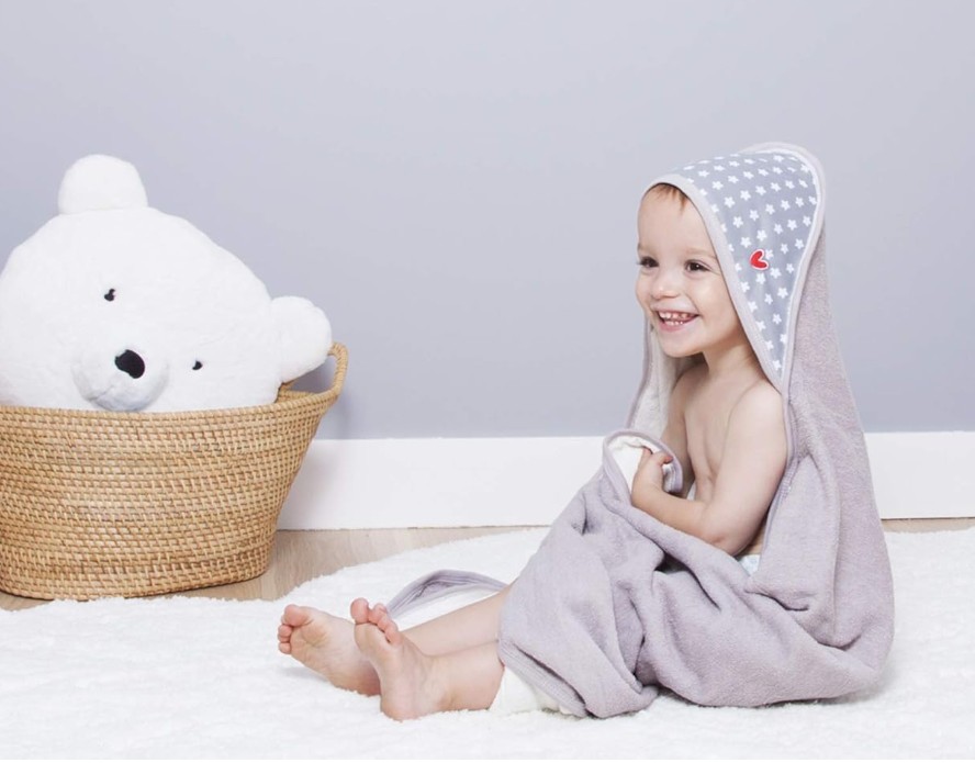 Uterák s kapucňou pre staršie dieťa